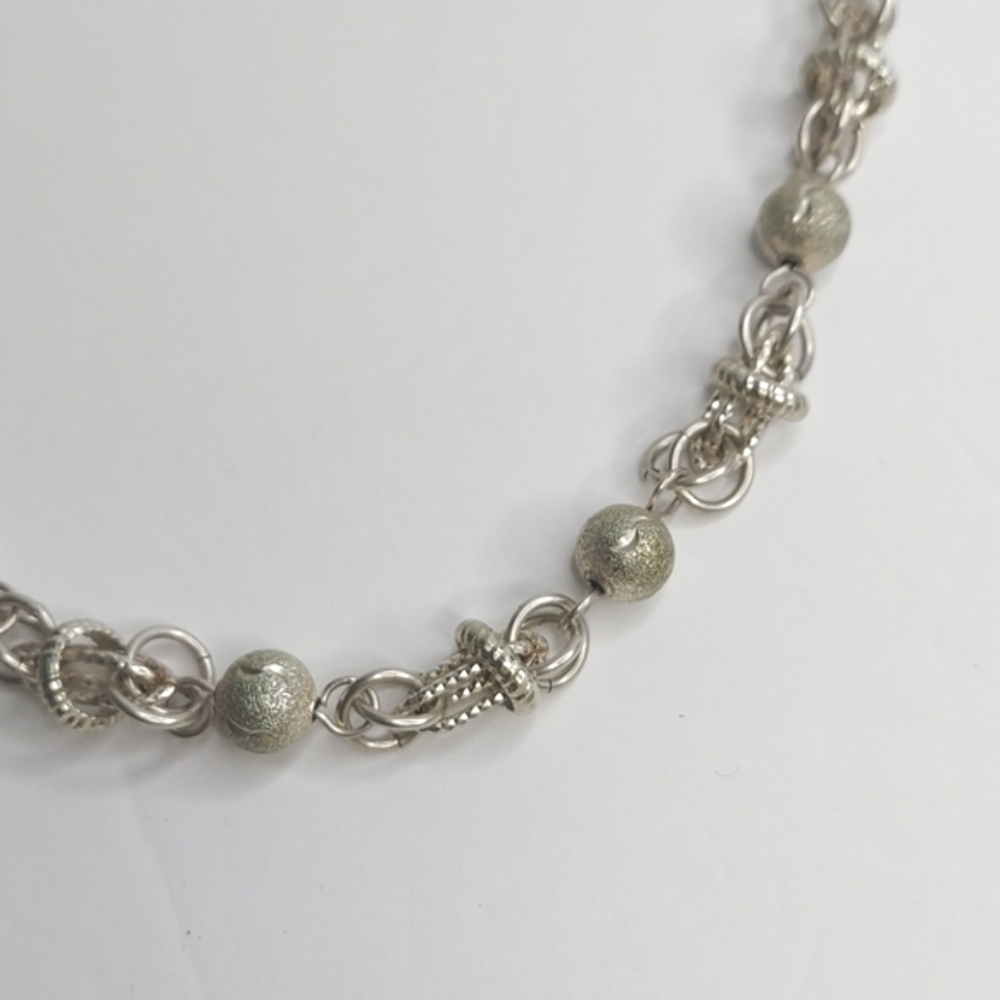 Silver-tone Fashion Necklace and Bracelet Set - Picture 5 of 9